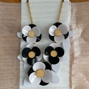 kate spade pick a posey statement necklace